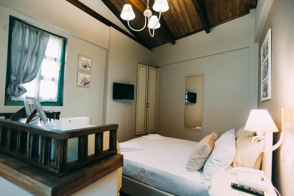 Axiokersa Suites 萨莫色雷斯岛 外观 照片