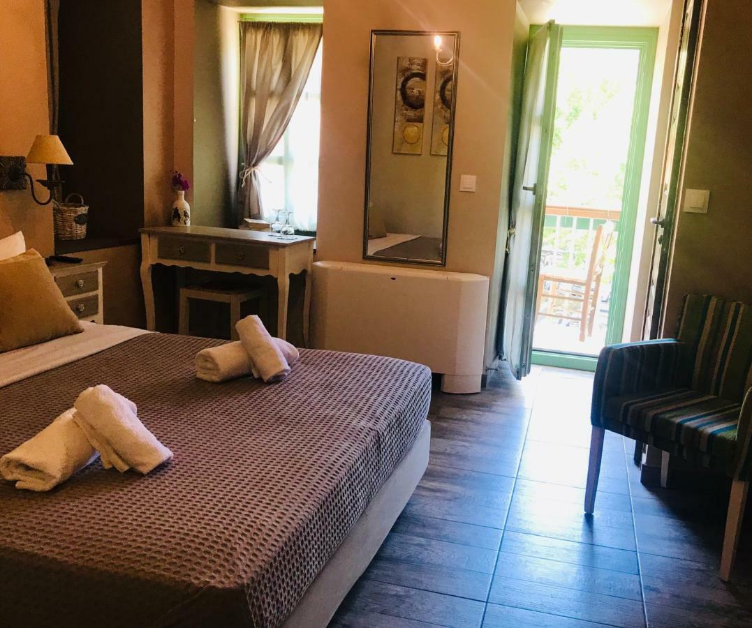 Axiokersa Suites 萨莫色雷斯岛 外观 照片